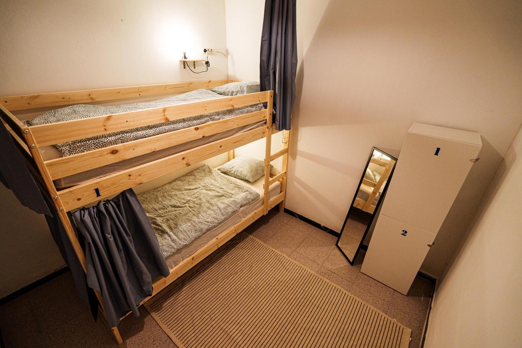 Dona Rose Surf Hostel Las Palmas de Gran Canaria Room photo
